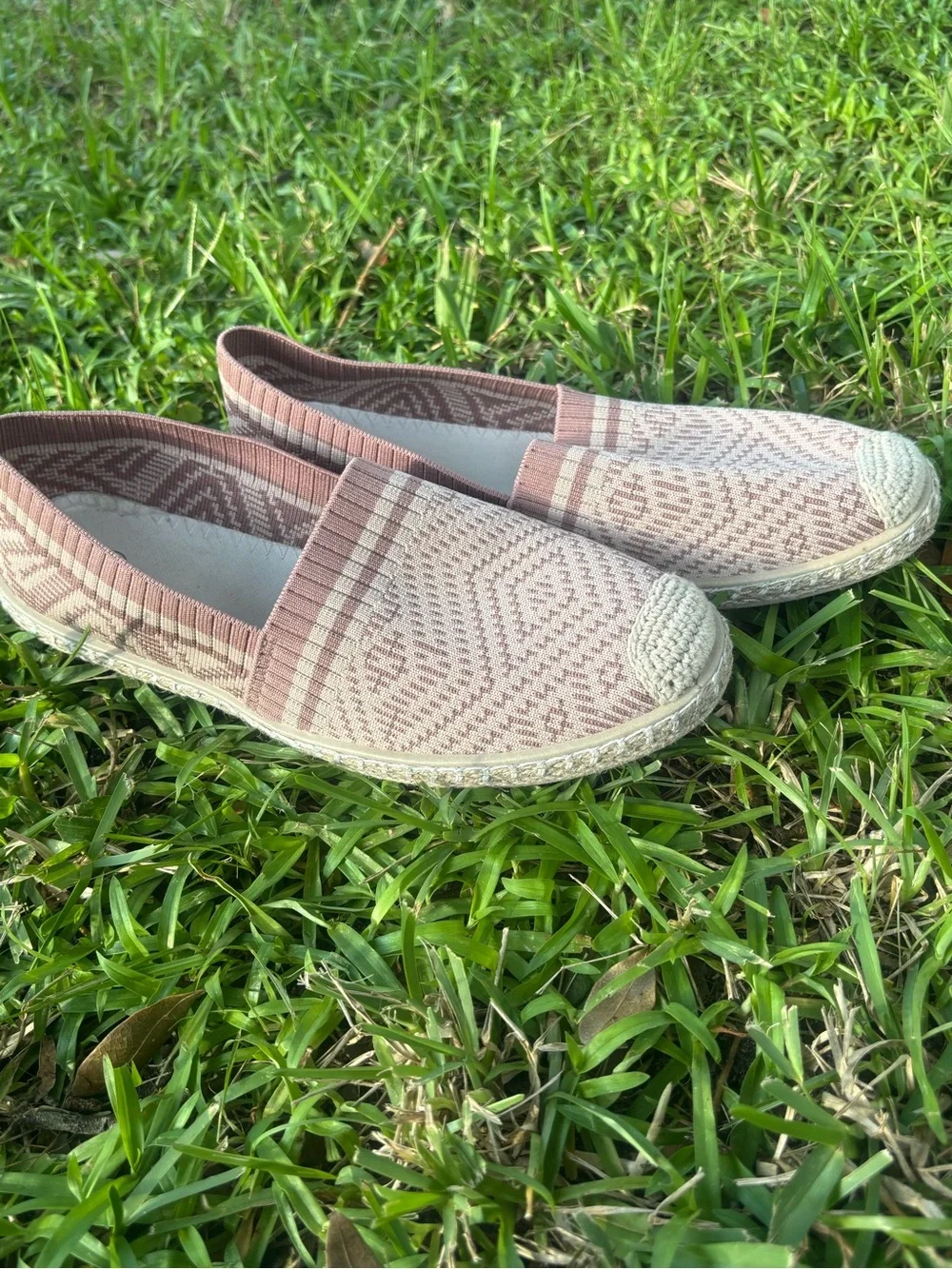 Comfort Knit Slip-On Espadrilles in Taupe and Cream Size 11
